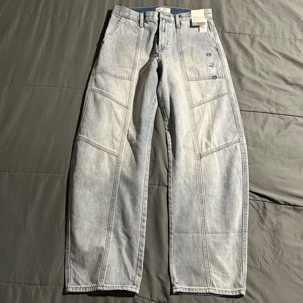 GAP Women's Light Blue Relaxed Jeans